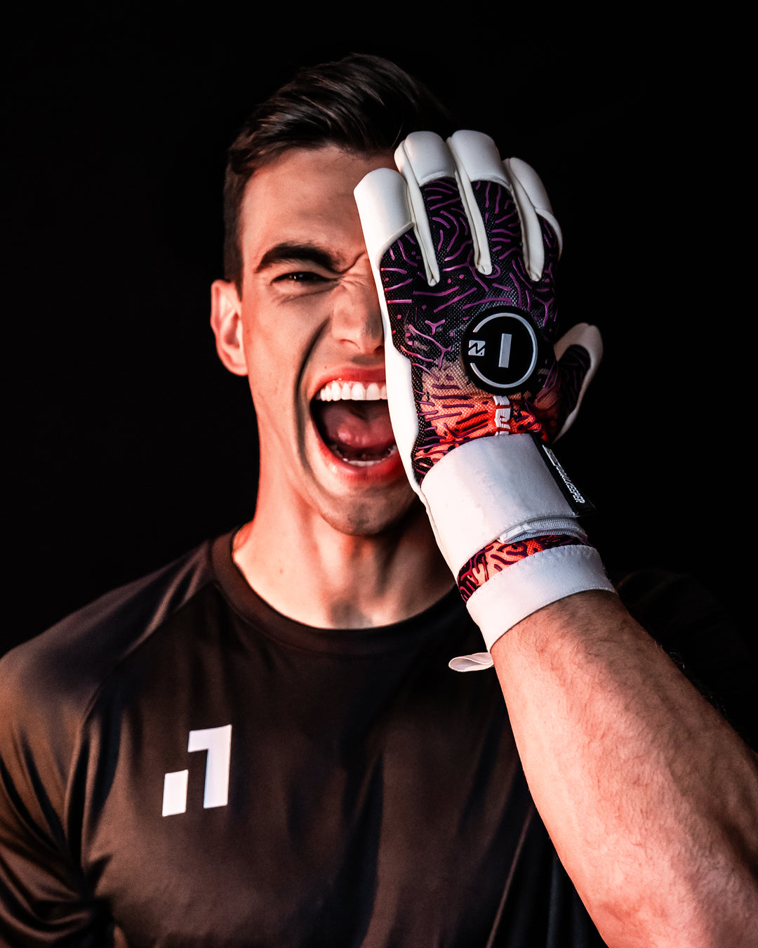 N1 Goalkeeper Zeus 2.0 Phoenix UGT+II – N1 Goalkeeper Gloves USA