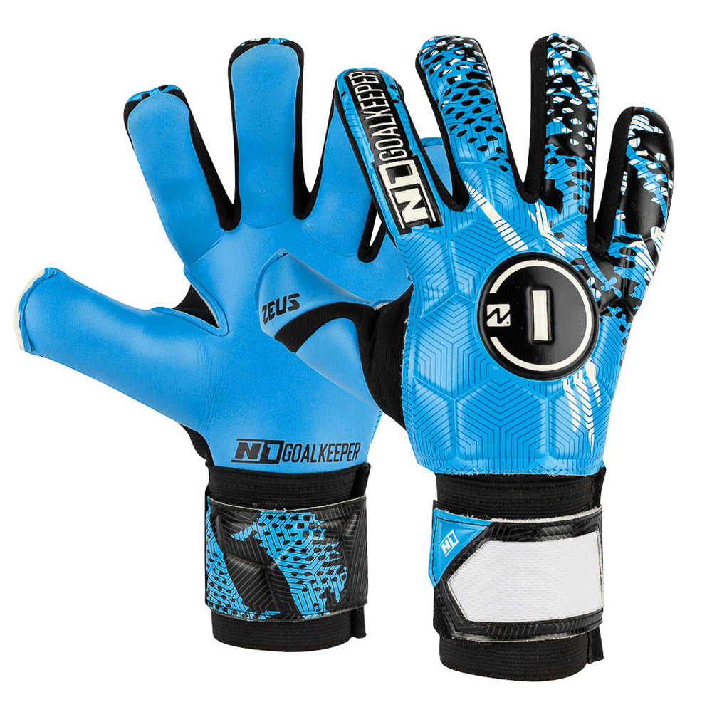 Kids top sells goalkeeper gloves !!